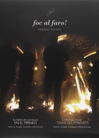 FOC-AL-FARO-LA-FIESTA-DE-LAS-FALLAS-EN-EL-PIRINEO.jpg